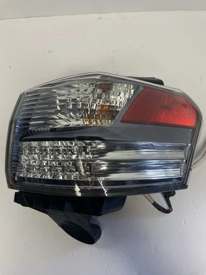 2010 LEXUS HS250H REAR RIGHT QUARTER PANEL MOUNTED TAIL LIGHT ASSEMBLY 10 11 12 Foto 1 de 4