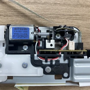 Motor y placa de circuito Mitsumi QK1-7535 de impresora Canon Pixma MX922 - Imagen 1 de 3