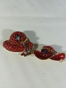 Lot of 2 RED HAT SOCIETY Enamel Feather Rhinestone Brooch Pin Pendant - Picture 1 of 6