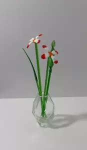 Art Glass White Red Flowers & Green Leaves With Glass Vase Home Decor Set Of 5 - Picture 1 of 12