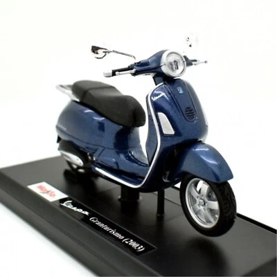 Maisto Vespa modellino die cast "Granturismo 2003 Blu" in scala 1:18 in metallo - Immagine 1 di 4