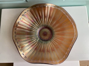 Vintage FENTON Carnival Glass Stippled Rays Amethyst Round Crimped Bowl Dish 8” - Picture 1 of 9