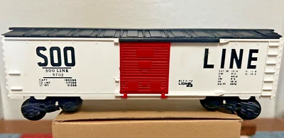 SOO LINE (RED DOOR)- O SCALE 6-9702 LIONEL CAR - SLIDING DOORS VINTAGE - Image 1 of 2
