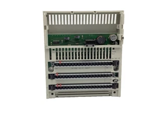 170ADI34000 - SCHNEIDER ELECTRIC Base De 16 Entradas TOR RECONDITIONADO - Imagen 1 de 3