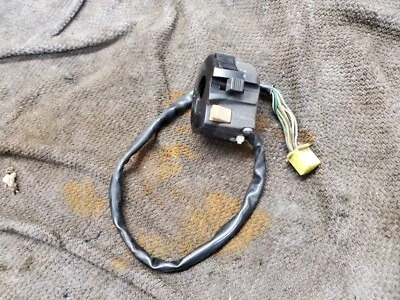 1996 SUZUKI KATANA GSX 750 F GSX750F Interruptor de control de manillar izquierdo Manillar Foto 1 de 4