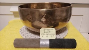SINGING BOWL 8 inches (198 mm), notes FBG# -- 179 Hz.516 Hz.961hz.1062 gr. - Picture 1 of 7