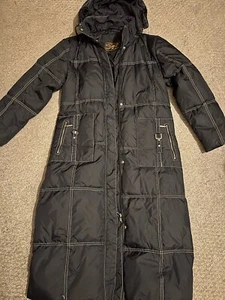 YaYa Women’s Puffer Coat Black W/White Quilted Stitching. Sz 170/92A Small EUC - Picture 1 of 10