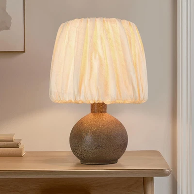 Lámpara de mesa de cerámica antigua marrón 15,5 pulgadas lámpara de escritorio pequeña con pantalla plisada  Foto 1 de 4