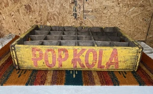 Caja de madera vintage Pop Kola portadora de refrescos 24 unidades anuncio amarillo y rojo - Imagen 1 de 22