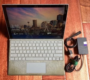 Microsoft Surface Pro 5_1796_i5 8GB RAM 128GB SSD CRACKED SCREEN W/KEYBOARD - Picture 1 of 12