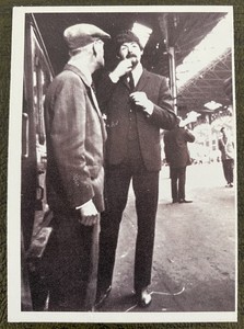 1964 Topps The Beatles Movie “A Hard Days Night” #19 Paul McCartney & Pops