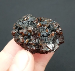 Andradite Granat mit Pyrit aus Belutschistan Pakistan. - Bild 1 von 8