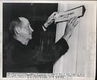 1951 Press Photo James P. Devereux Posting Nameplate at Office, Washington, D.C.