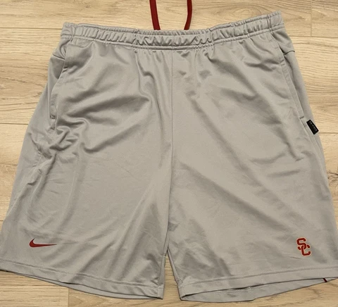 NEW 2019 Nike USC Trojans Football Player Edition PE Shorts Men’s Size LARGE L Cover
