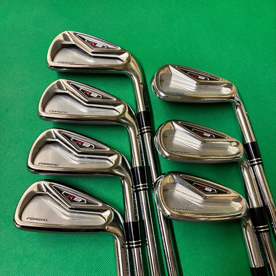 TaylorMade R9 Forged Iron Set 7pcs 4-Pw Stiff N.S.Pro 950GH Golf Clubs - Image 1 of 4
