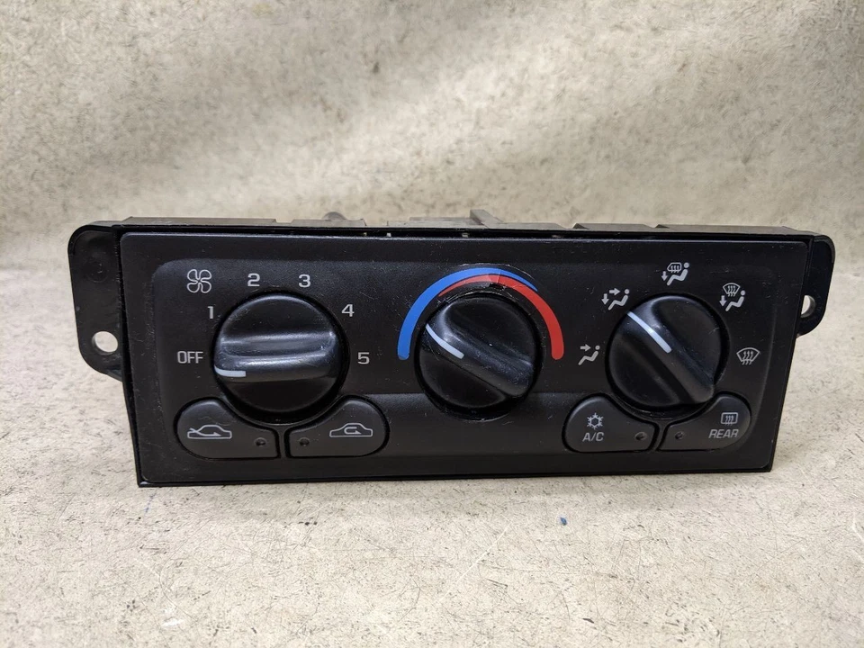 Interruptor de aire acondicionado del calentador de control de temperatura para 01-05 Chevrolet Malibu d80 Foto 1 de 4