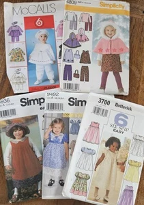 Lot of 5 Uncut Girl Dress McCall's/Simplicity Sewing Patterns-(Size 1/2 to 4) - Picture 1 of 16
