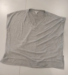 WOMEN’S SZ M 8-10 TIME AND TRU RELAXED FIT SLEEVELESS TANK TOP V-NECK Gray - Picture 1 of 5