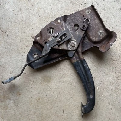 68 69 1968 1969 Ford Fairlane E conjunto de frenos ciclón de emergencia Torino Ranchero Foto 1 de 4