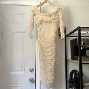 Maxi abito midi HOUSE OF CB panna avorio maglia maglia increspato bodycon spalle scoperte - Foto 1 di 6