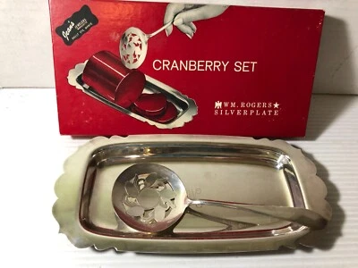 Wm Rogers Silverplate CRANBERRY SET Tray & Spoon Jean's Jewelers Sault Ste Marie - Image 1 of 4