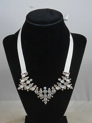 Jessica Simpson Silvertone Icy Mountainside Set Stone Ribbon Necklace $48 - Image 1 of 2
