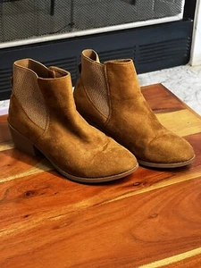 Brown Ankle Booties Women’s Size 6.5 US Forever Leather - Picture 1 of 6