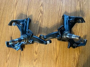 1994 1995 1996 Impala SS Front Spindles 9/16 Ball Joint NOS GM NEW - Picture 1 of 14