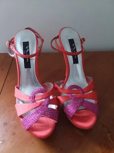 Tacones de plataforma NINA satinado púrpura naranja estrás punta abierta  - Imagen 1 de 6