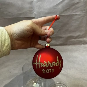 Harrods Bauble Christmas Tree Decoration 2011 - Picture 1 of 5