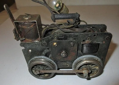 LIONEL #238E PRE WAR STREAMLINE LOCO,MOTOR & E UNIT ASSEMBLY - Image 1 of 4