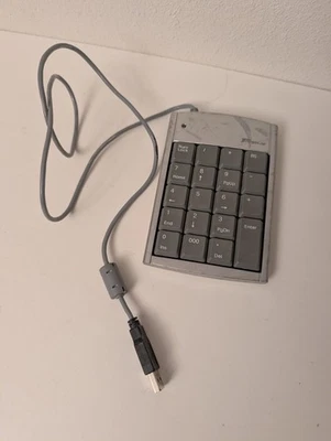 Targus Model PAUK10 Numeric Keypad Plug & Play USB Ports USA Silver USED WORKS - Image 1 of 4