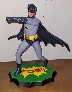 BATMAN ADAM WEST AUS DER BATMAN TV SHOW STATUE!!! - Bild 1 von 1