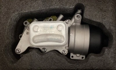 Enfriador de aceite de motor para Mini Cooper Cooper Countryman 1,6 L L4 11428643745 Foto 1 de 4