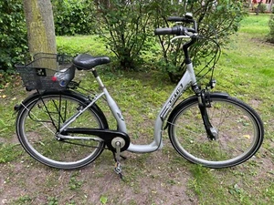 Damen Herren Fahrrad Tiefeinsteiger Fahrrad 28 Zoll Nabendynamo 7 Gang Aluminium - Bild 1 von 10