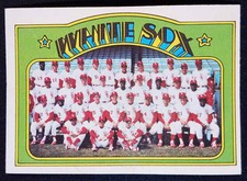 1972 Topps #381 Chicago White Sox Team Card EX (uneven surface/wax stain)