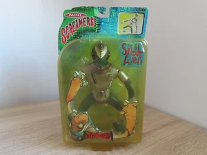 Figura de acción Manley Toy Quest Mini Stretch Screamers calavera alienígena (sellada) - Imagen 1 de 5