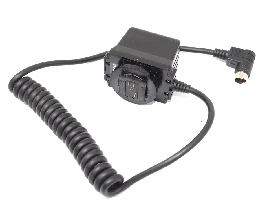 Quantum QF25 QFlash TTL Adapter for Mamiya 645 AF, 645 AFD - Image 1 of 3