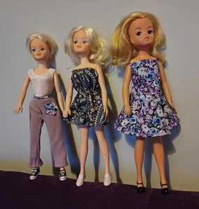 Hand Sewn Sindy 4piece holiday set,1 off,dolls & shoes not included, free postag - Picture 1 of 3
