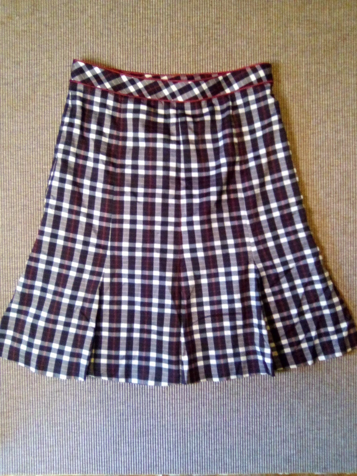 Saia Flounce Feminina John Paul Richard Tamanho 10 Preta Vermelha Branca Xadrez Pregas Midi - Imagem 1 de 4