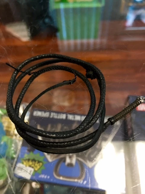 Boneco colecionável Mulher-Gato 1/6 Sideshow CHICOTE (GROSSO) SOMENTE JC - Imagem 1 de 1