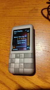 Reproductor MP3 multimedia digital Creative Zen Mozaic (4 GB) funciona muy bien - Imagen 1 de 5