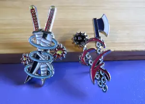 Set 2 Anime Demon Slayer Kimetsu No Yaiba Inspired Swords Enamel Lapel Pin Badge - Picture 1 of 6