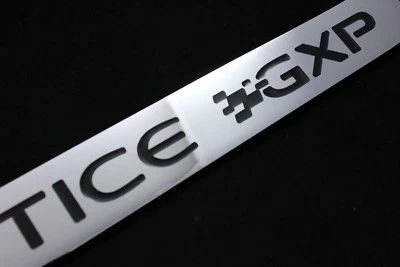 Soporte para marco de matrícula de metal cromado PONTIAC SOLSTICE GXP Foto 1 de 4