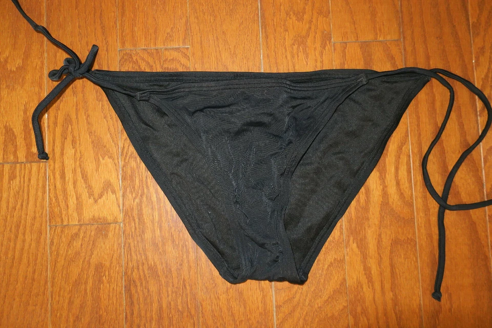 M ❤️ Victoria's Secret ❤️Traje de baño Traje de baño ❤️FONDO NEGRO CUERDA BIKINI ❤️ NUEVO Foto 1 de 1