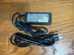 hp PA-1650-32HE 65W 19.5 V OEM Lap Charger Blue Tip Power Cord - Picture 1 of 2