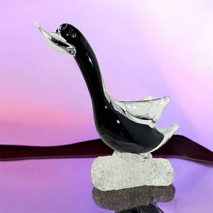 Murano glass sculptures of a black and clear Pair Of Geese. - Picture 1 of 9