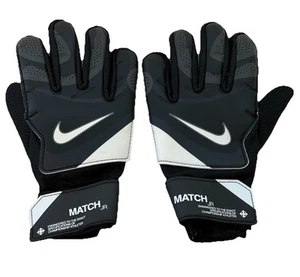 Nike Match Fußball Handschuhe Schwarz / Weiß Größe 5 Jugendliche Neu - Bild 1 von 3