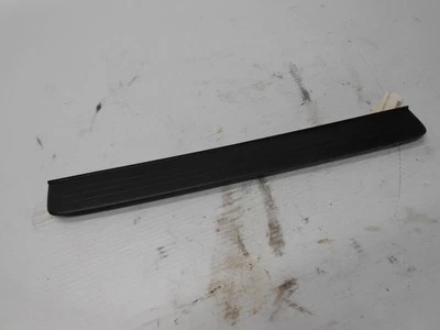 Toyota Prius 2007 delantero derecho lado del pasajero puerta umbral rasguño tira moldura Foto 1 de 4