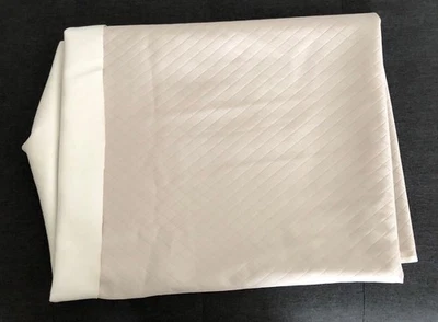 Kunstleder  -  Gesteppt Muster - Bild 1 von 2